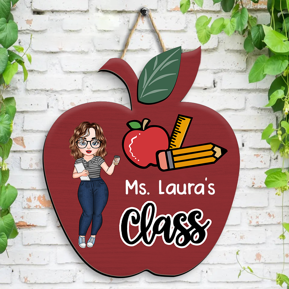 Personalized Teacher Notebook Paper Apple Shaped Door Sign, Welcome Classroom Door Hanger AE